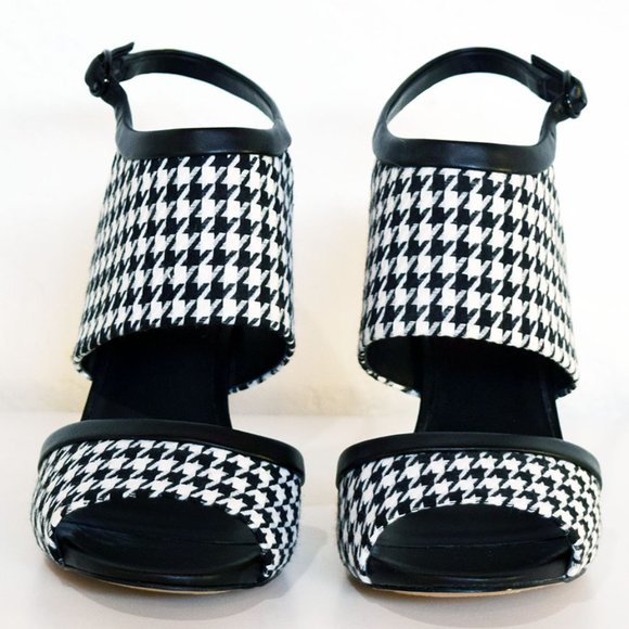 Karl Lagerfeld Paris Camryn Leather Sandal in Black/White Fabric - Picture 6 of 10